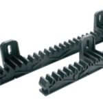 פס שיניים שחור משונן לשער נגרר